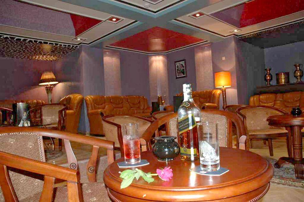 De Paris 4*