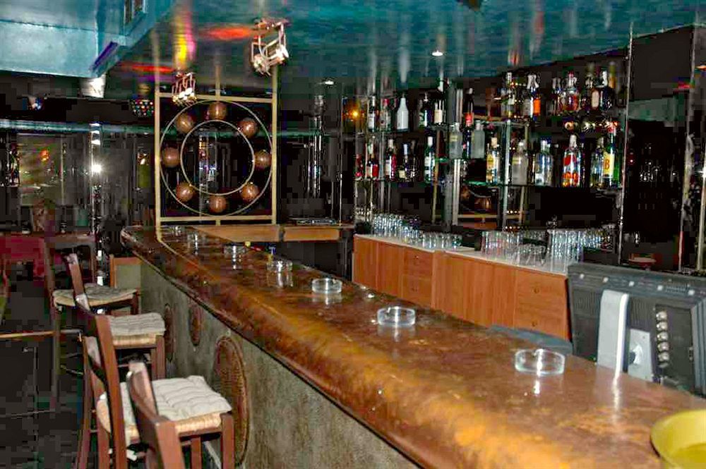 De Paris Hotel 4*