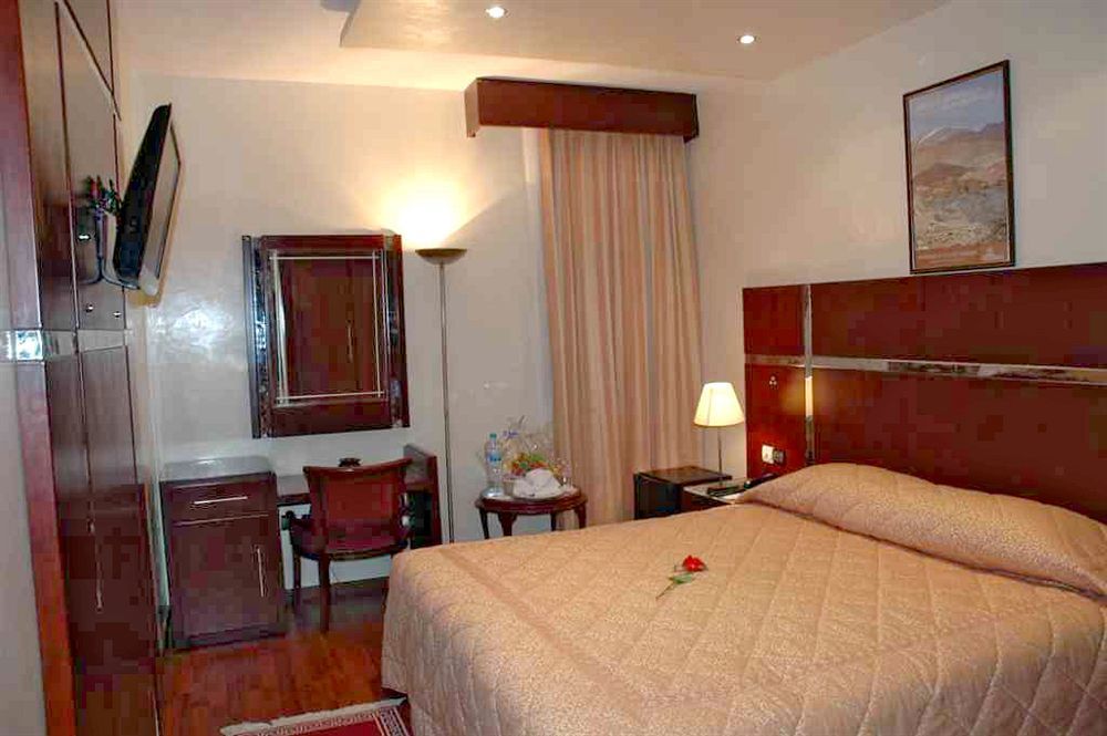 De Paris Hotel Casa Blanca